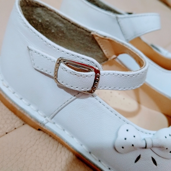 Sold - Picture 5 of 8